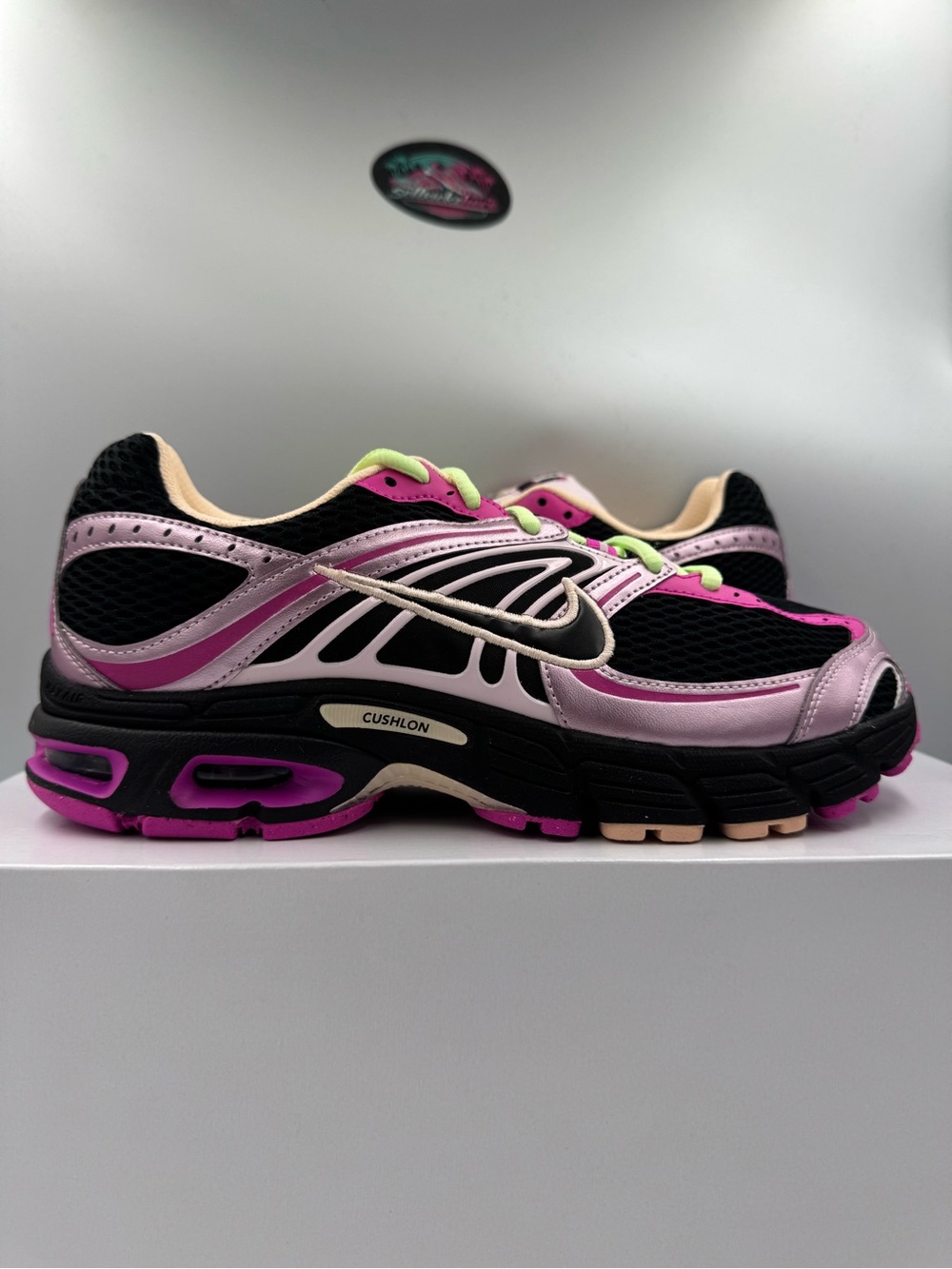 Nike Air Max Moto 2K Black Fire Pink BRAND NEW Size 10 Women